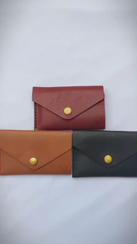 Smart wallet by leatherkraft.pk made by high quality full grain leather